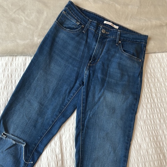 Levi’s Jeans - Picture 2 of 3